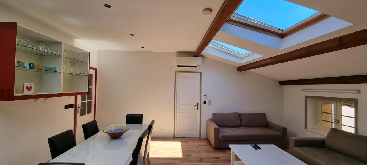 Loft 80M2 En Plein Coeur De La Vieille Ville 3 Etoiles 툴롱 외부 사진