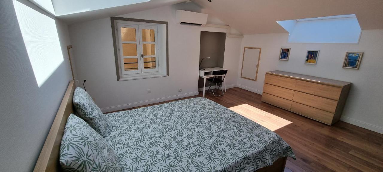 Loft 80M2 En Plein Coeur De La Vieille Ville 3 Etoiles 툴롱 외부 사진